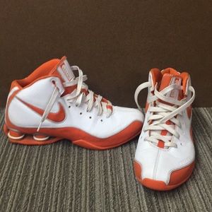 Men’s Nike elite high top tennis shoes